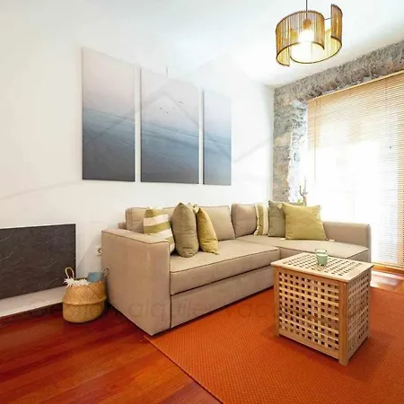 Alola Cimadevilla Apartamento *