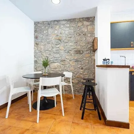 Apartmán Alola Cimadevilla Apartamento *